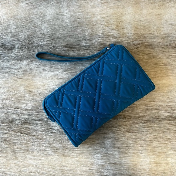VERA BRADLEY Bahama Bay Blue Grab And Go Wristlet Microfiber Clutch Lippies - Picture 4 of 12